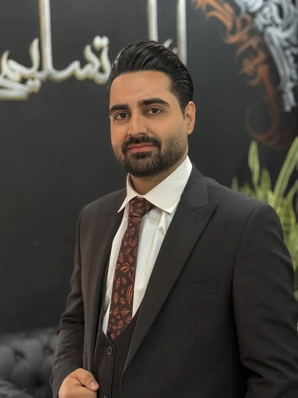 نمونه گریم تخصصی و استایل داماد در اصفهان